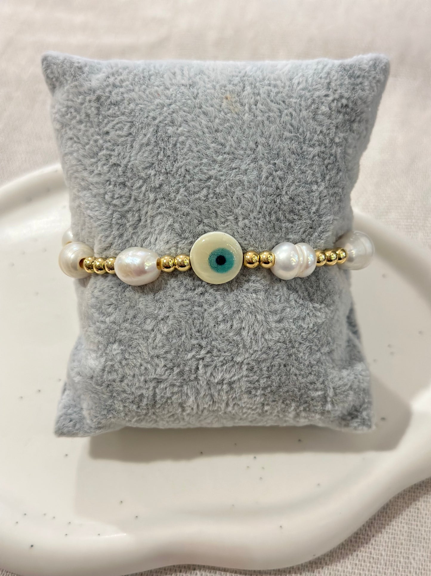 Pearls/Eye Bracelet