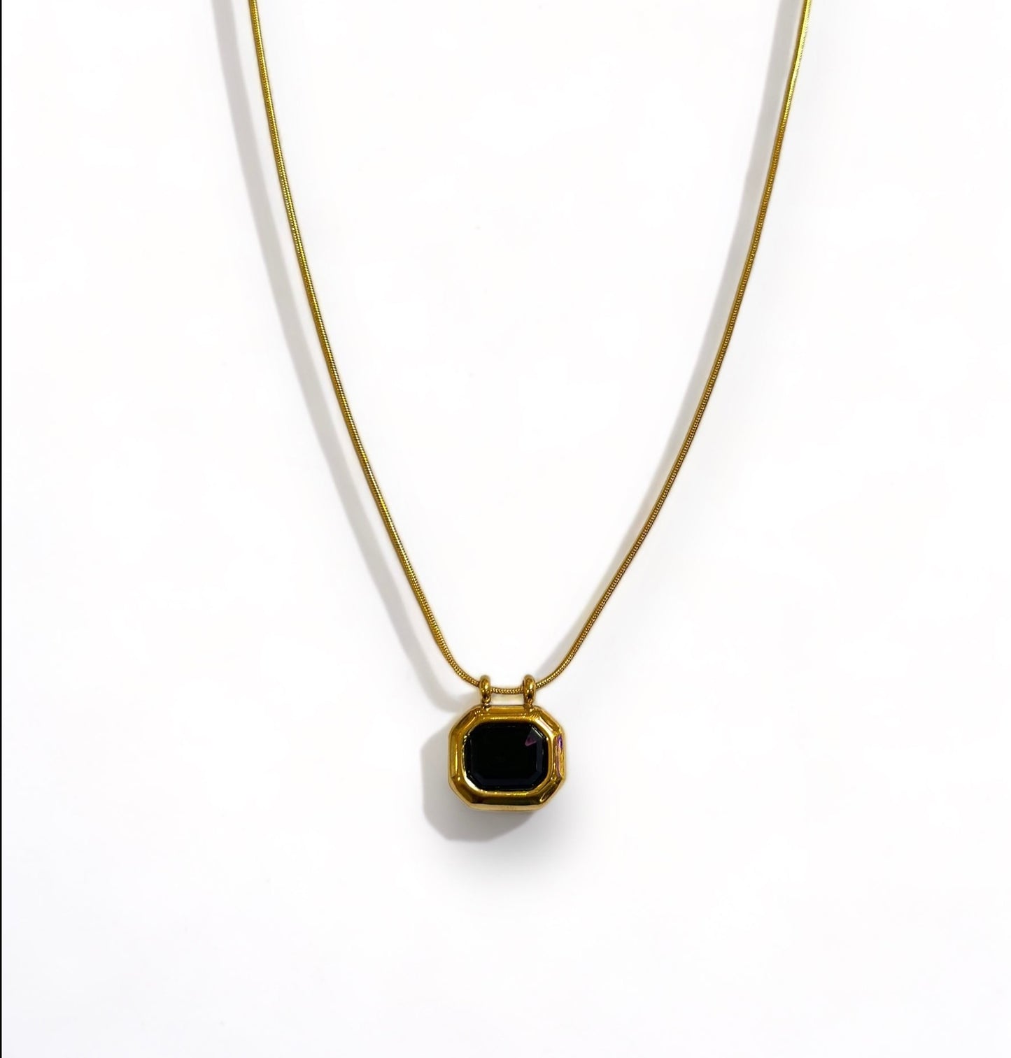 Oscuro Necklace