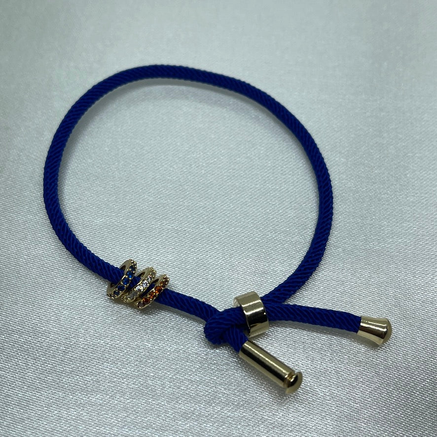 Cordon blue bracelet